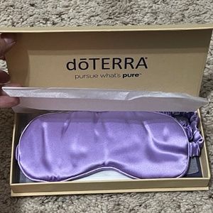 NIB dōTERRA Serenity Sleep Mask 100% Mulberry Silk